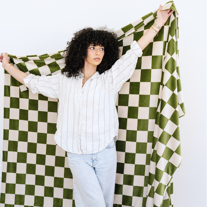 MINKY STRETCH THROW BLANKETS