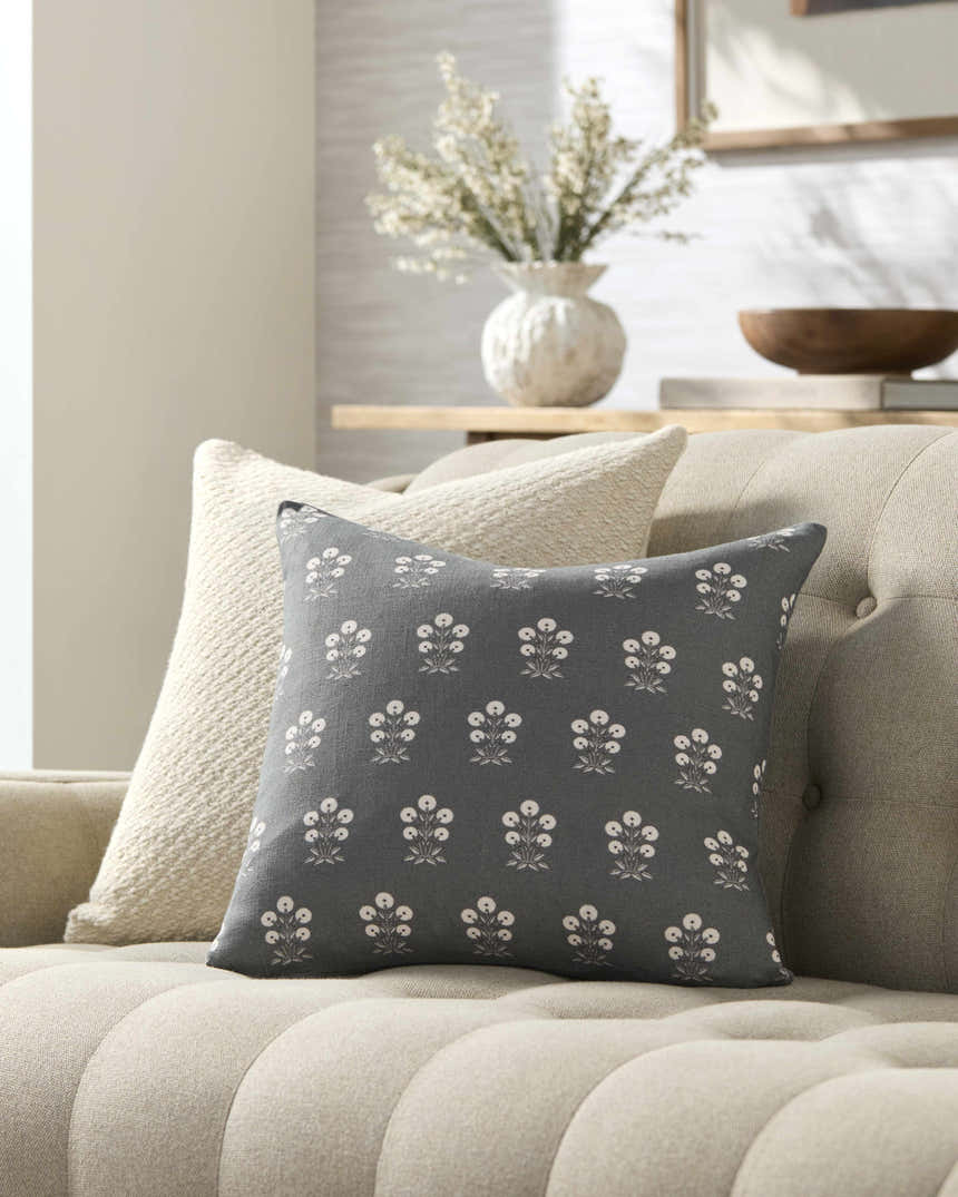 Zaka Ombre Modern Cotton Throw Pillow
