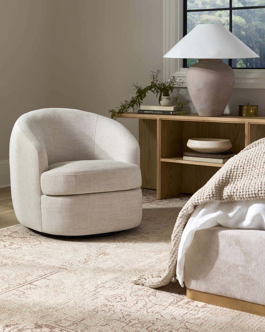 Dukuhturi Accent Chair