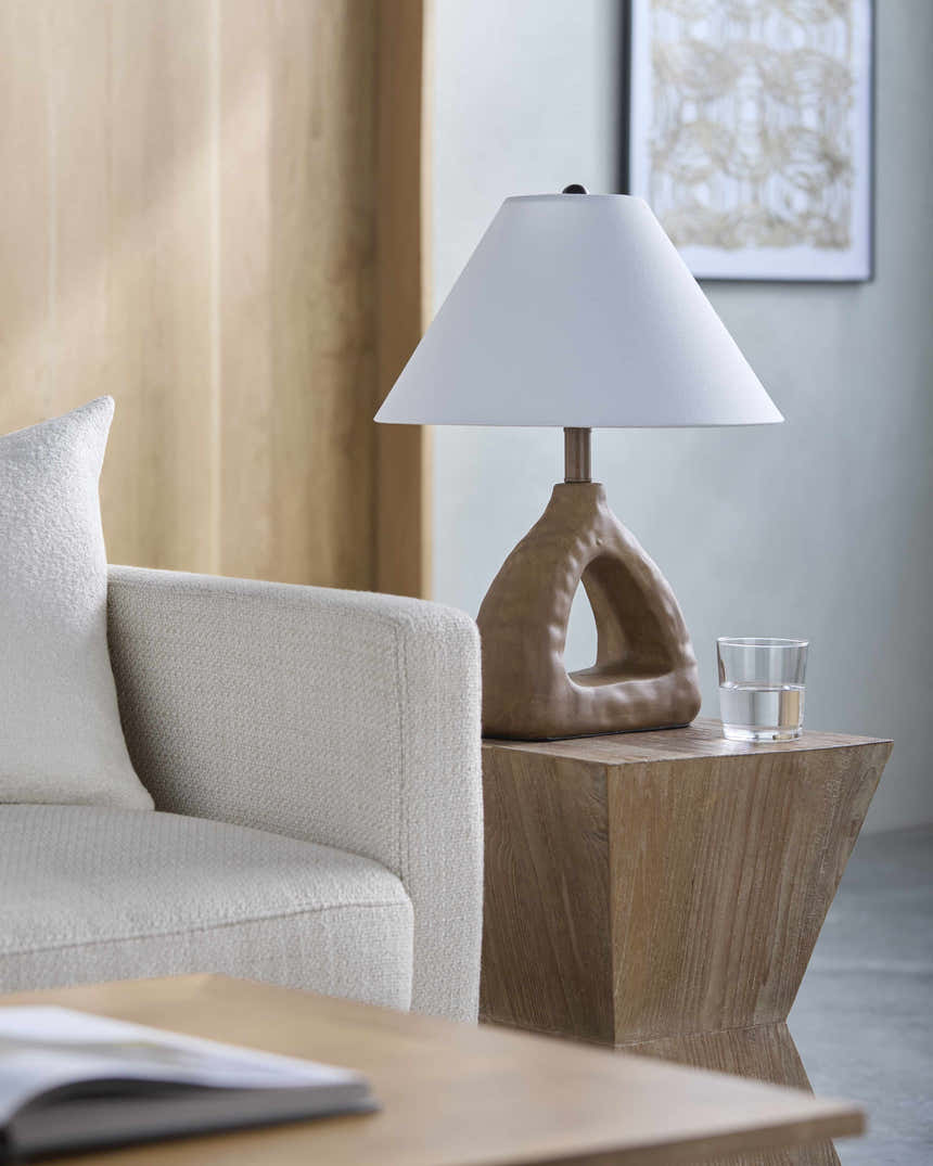 Fillinges Dark Red Table Lamp