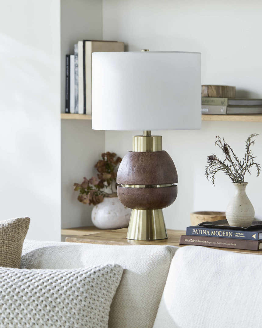 Hohnstein Metallic - Brass Table Lamp