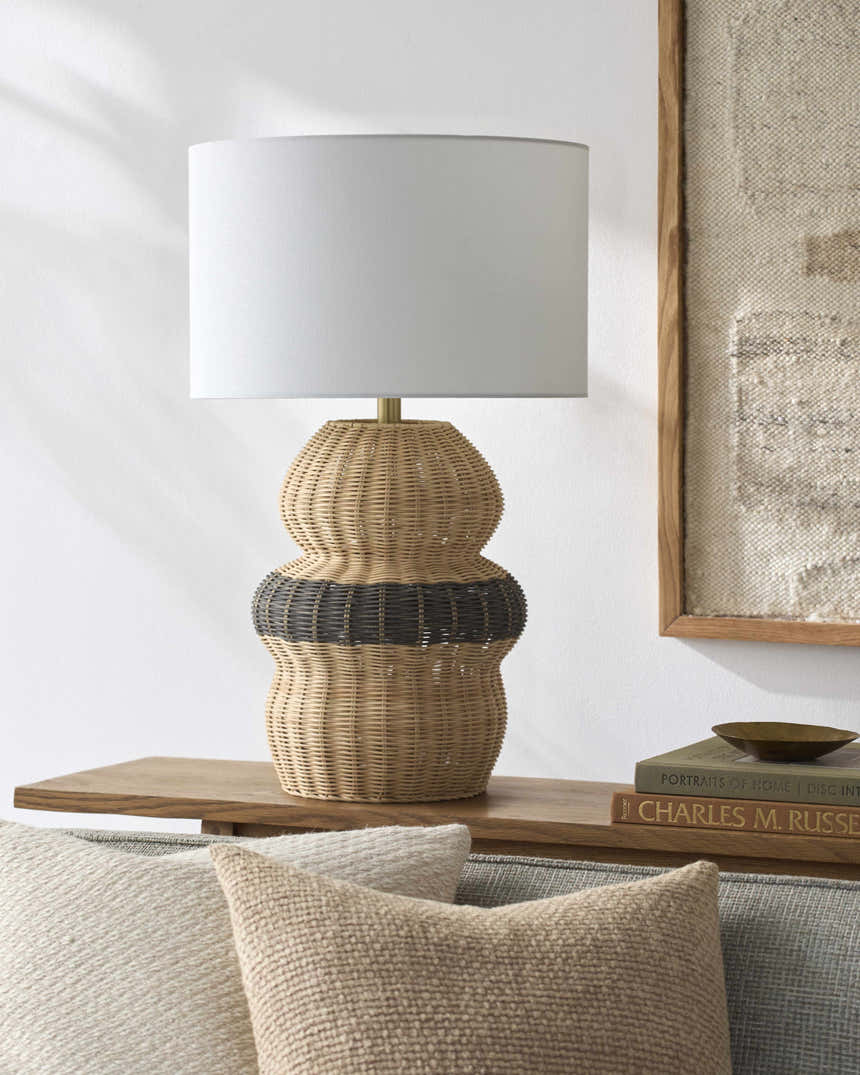 Wolfisheim Table Lamp