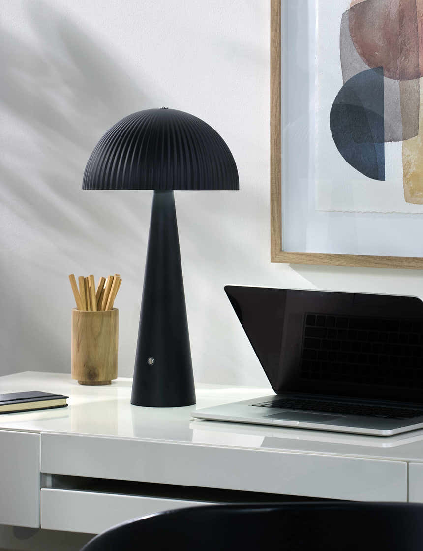 Scontrone Black Table Lamp
