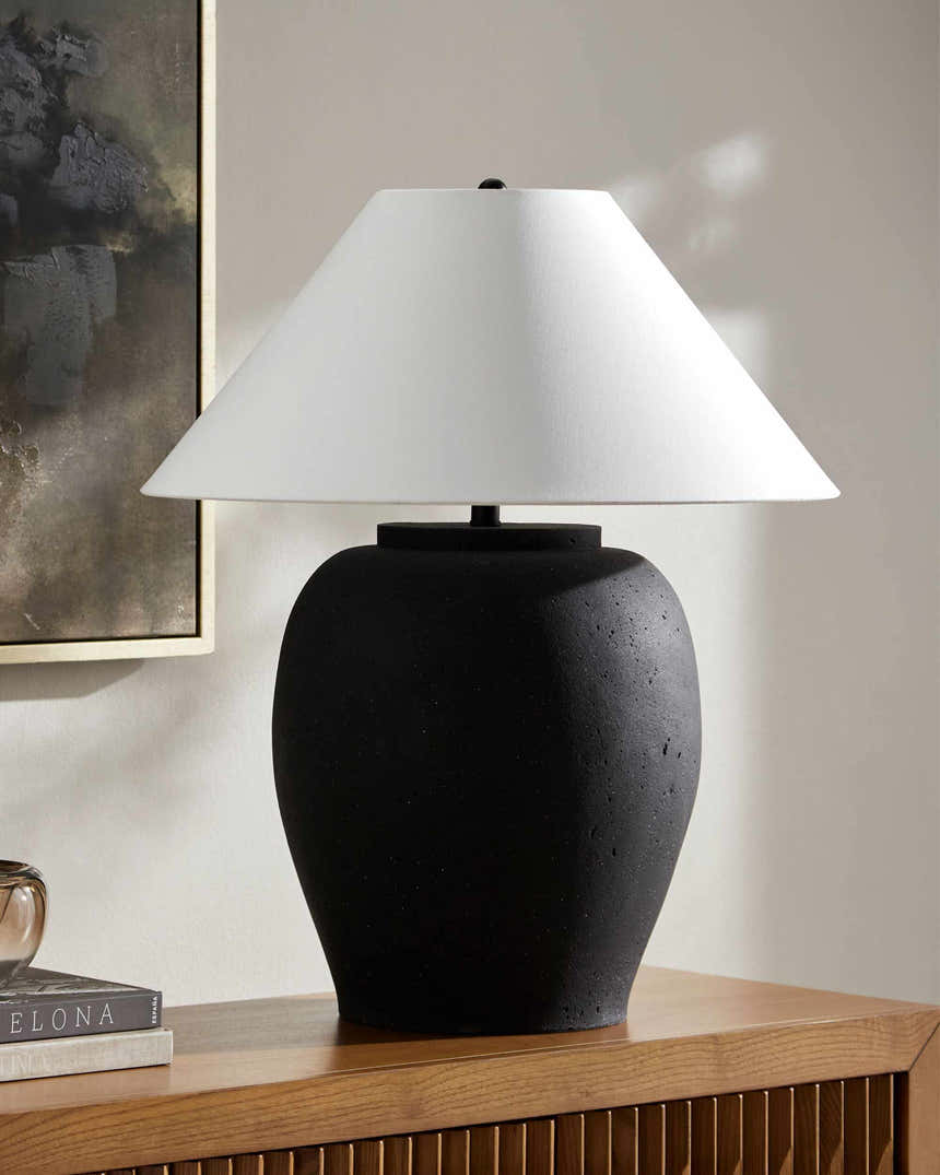 Venturada Black & White Table Lamp