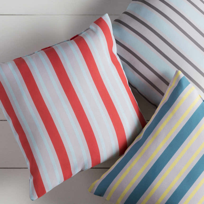 Botigues Outdoor Throw Pillow
