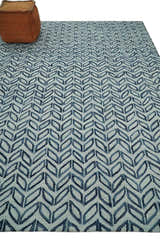 Contemporary Farmhouse Leaf's Hand Tufted Silver and Blue Loop Multi Size Wool Rug