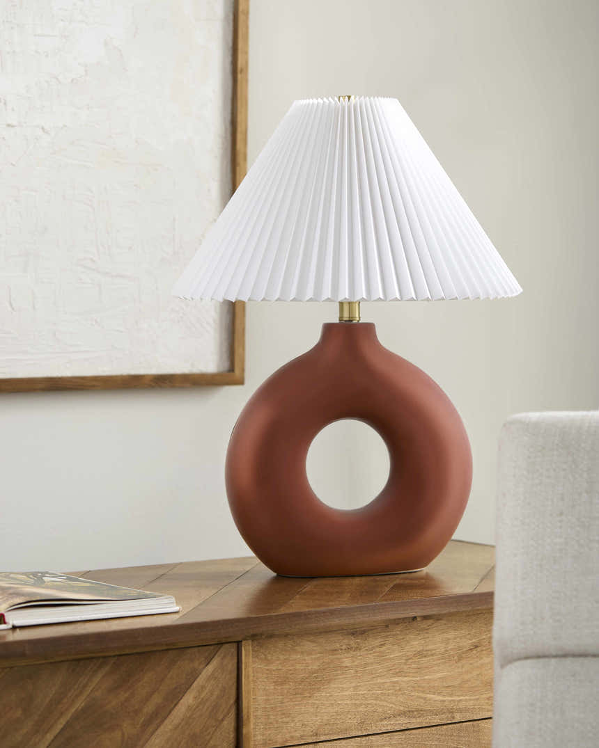 Miasskoye Red Table Lamp