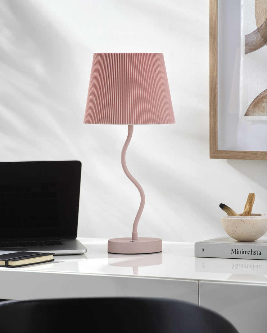 Pachiquita Pink Table Lamp