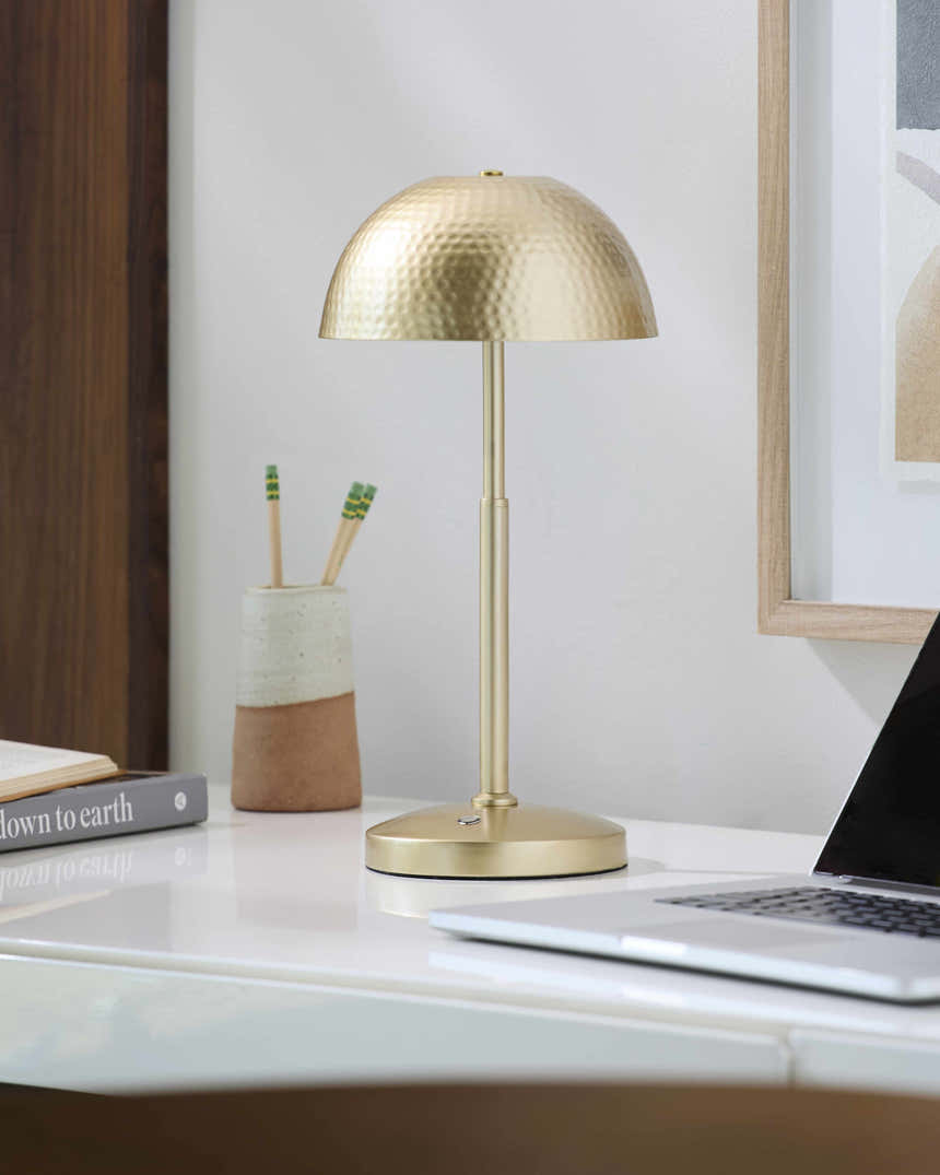 Tornavacas Gold Table Lamp