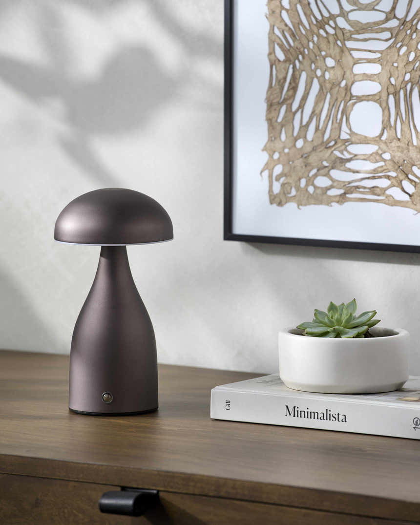 Wallendorf Table Lamp