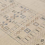 Beige Center Pattern Design Hand Loomed Wool Area Rug