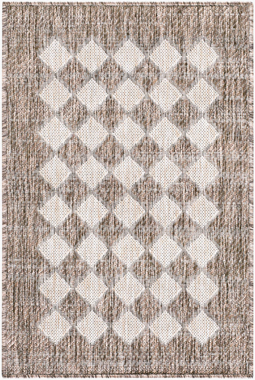 Close-up of the Mulberry Outdoor Machine Woven Galey Alix x LIVABLISS GAMU-2301 Area Rug with diamond pattern. Design-Rectangle-517