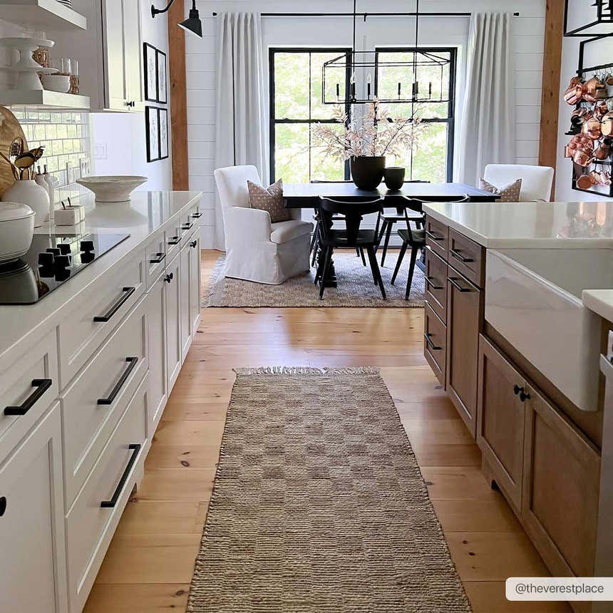 Made to Order Custom Size Ionut Checkered Jute Area Rug