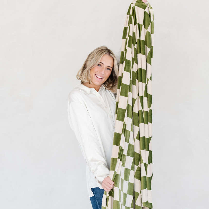 MINKY STRETCH THROW BLANKETS