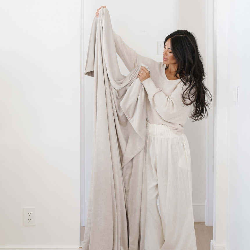 MINKY STRETCH XL THROW BLANKETS