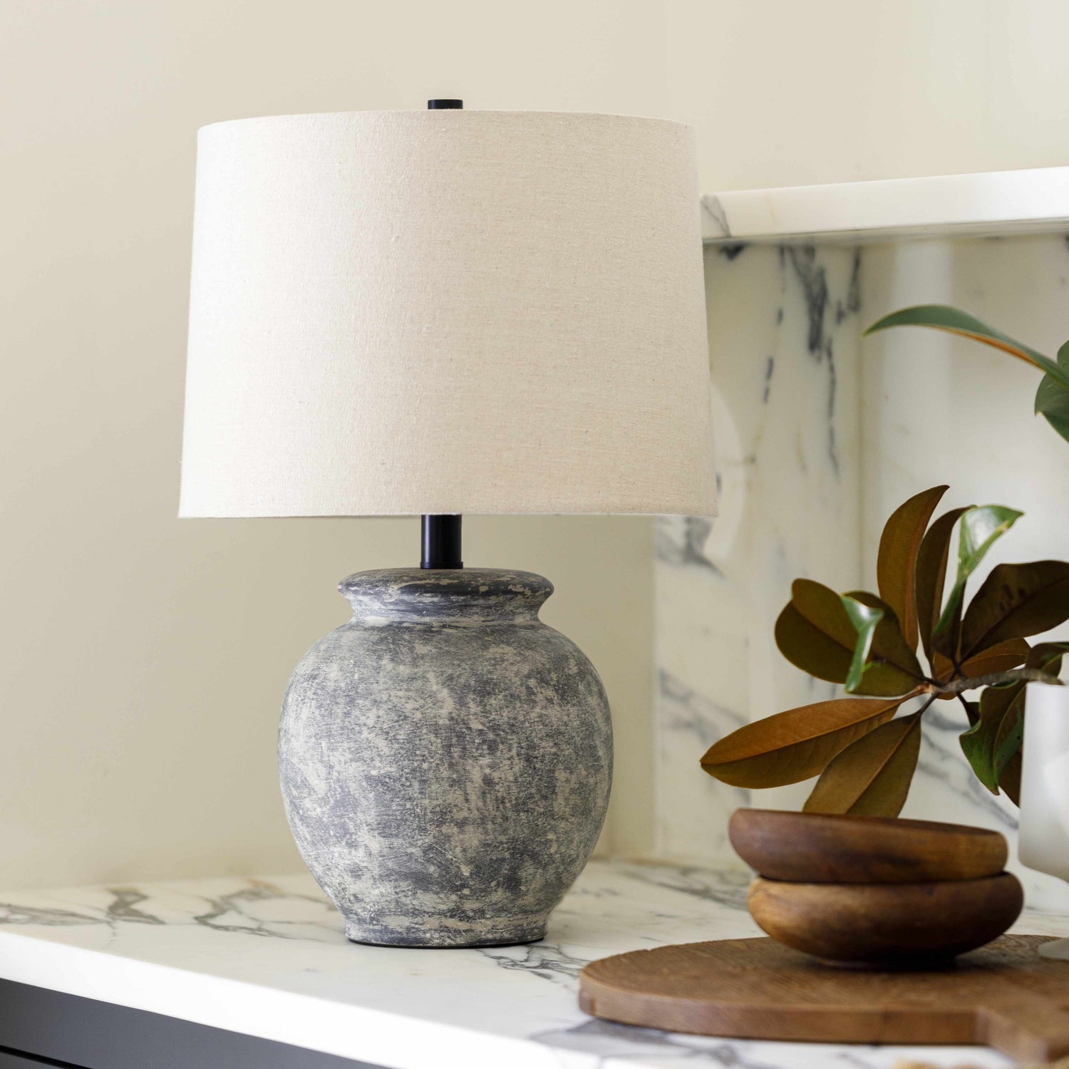 Cofrentes Traditional Gray & White Ceramic Table Lamp