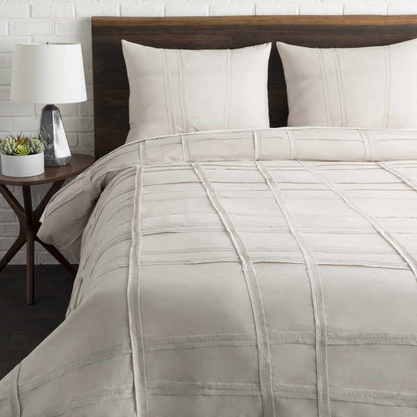 Queens Contemporary Light Gray Bedding - Clearance